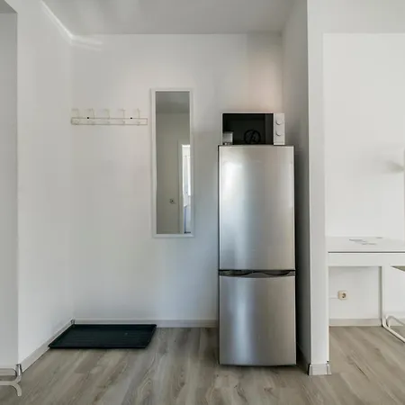 Appartement Voll Ausgestattetes, Moebliertes Mit Einzelbetten - Inklusive Kueche Und Wlan